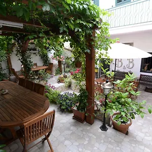 https://bed-and-breakfast-alberini.sicilyhotelsitaly.net